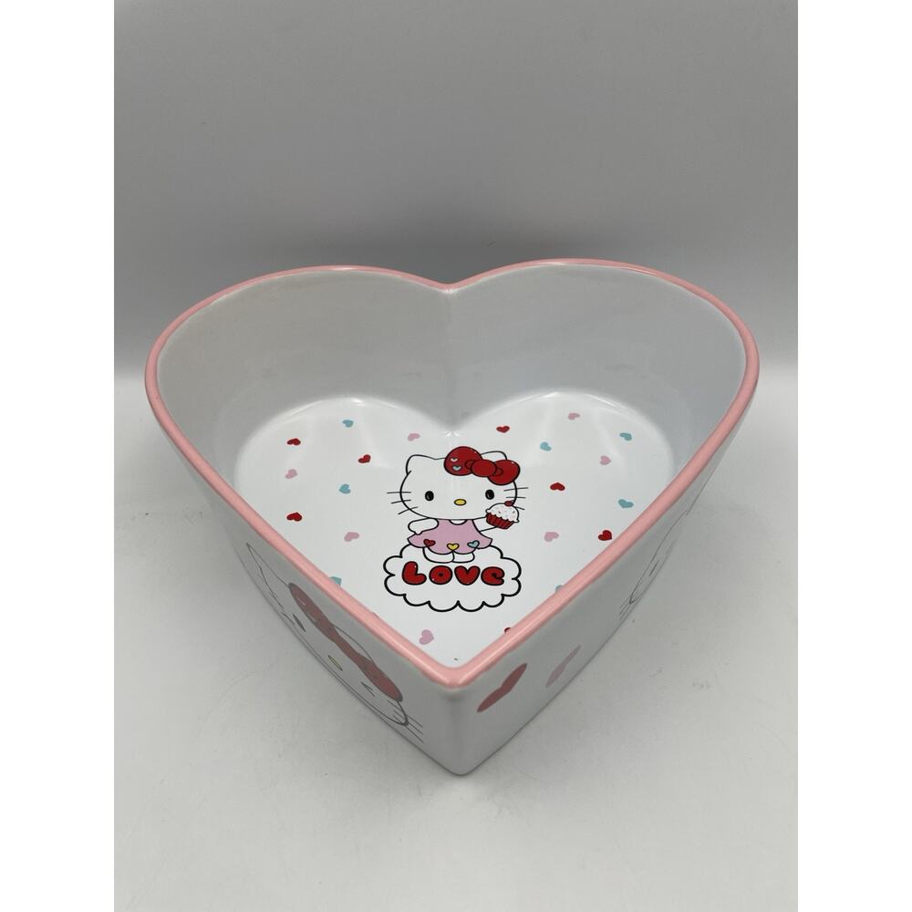 New Hello Kitty Heart Shaped Love Ceramic Valentines Day Baking Candy Dish